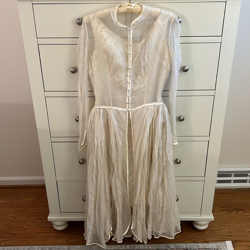 * Vintage * Wedding Dress